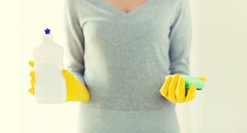 Carpet cleaners team maintaining ethical standards in SW4